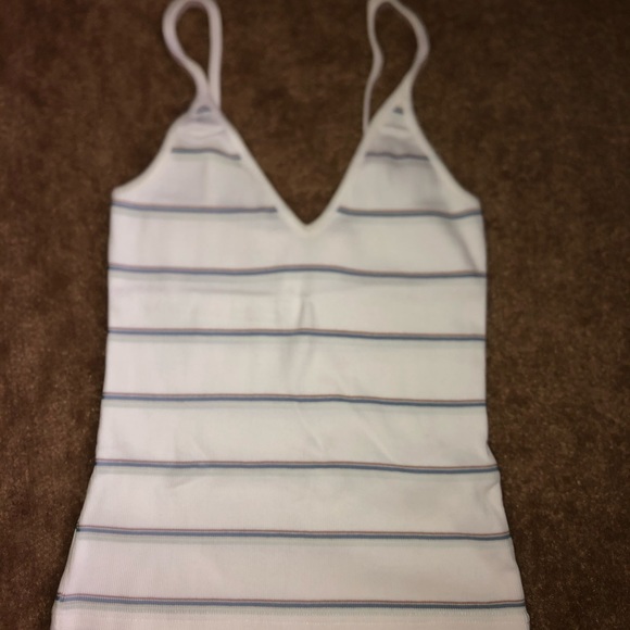 Top - Picture 2 of 3